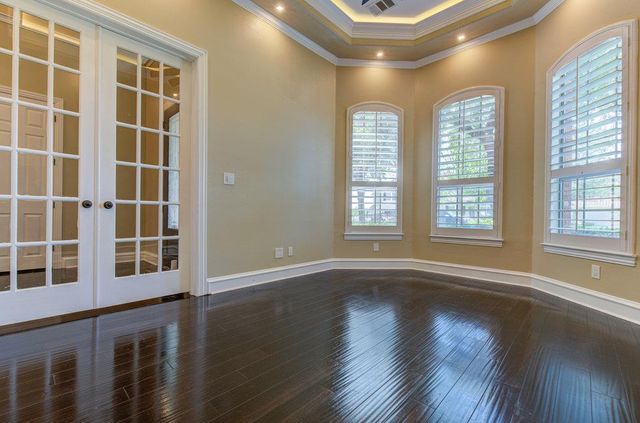 1917 Lakecliff Hills LN, Austin, TX 78732