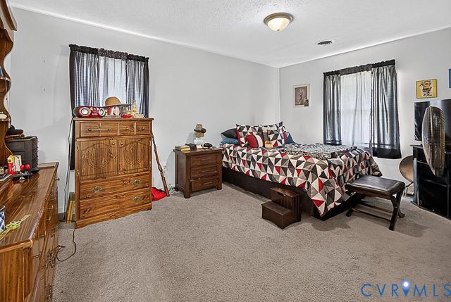 3102 Whistling Arrow Dr, Henrico, VA 23231