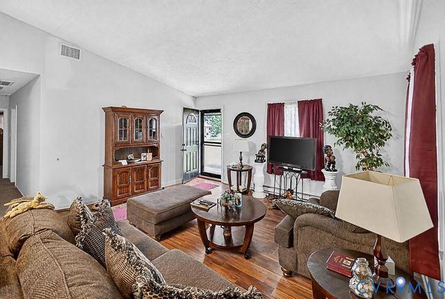3102 Whistling Arrow Dr, Henrico, VA 23231