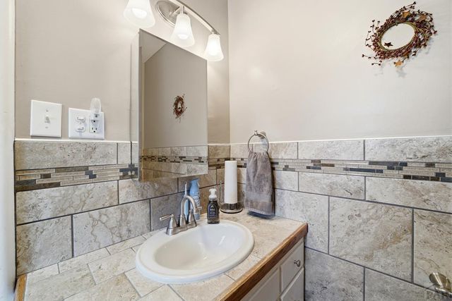 1337 Longwood Ave, Pueblo, CO 81004