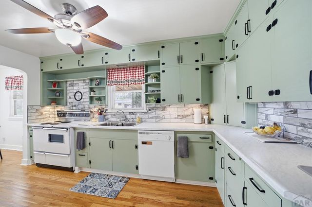 1337 Longwood Ave, Pueblo, CO 81004