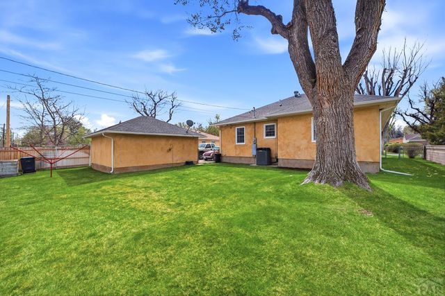 1337 Longwood Ave, Pueblo, CO 81004