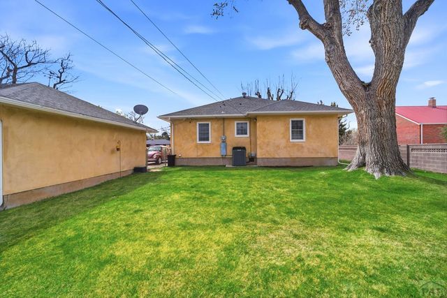 1337 Longwood Ave, Pueblo, CO 81004
