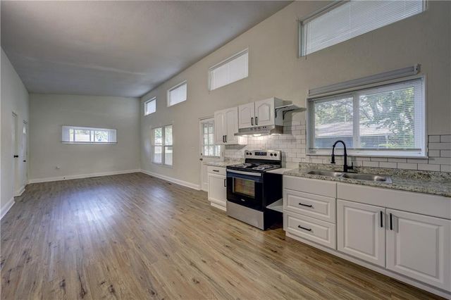 10914 Bennington Avenue, Kansas City, MO 64134