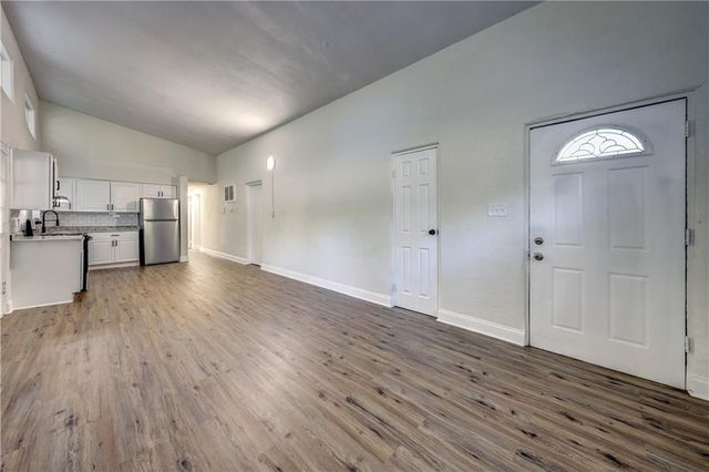 10914 Bennington Avenue, Kansas City, MO 64134