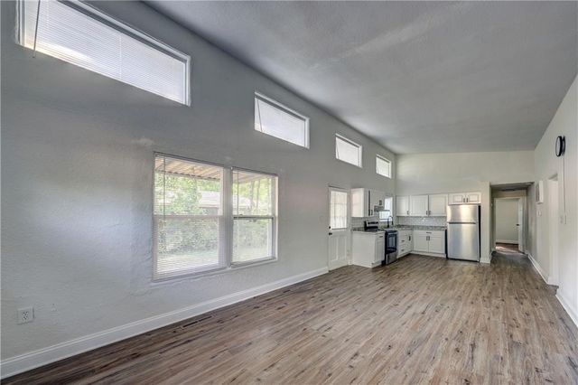 10914 Bennington Avenue, Kansas City, MO 64134