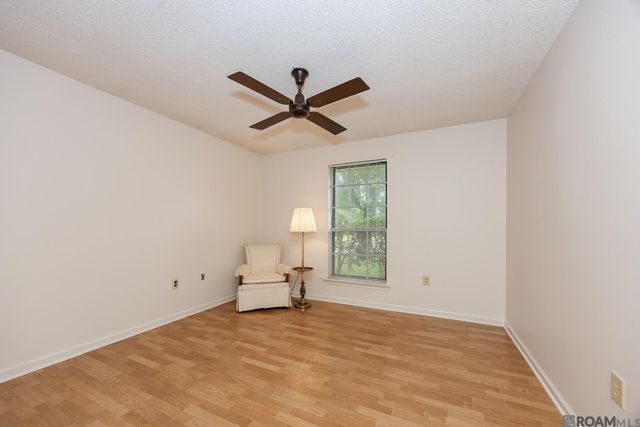 2145 Stonewood Dr, Baton Rouge, LA 70816