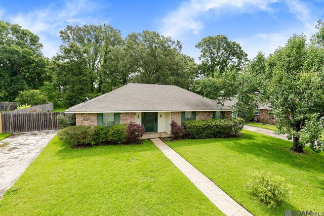 2145 Stonewood Dr, Baton Rouge, LA 70816