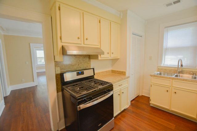 2041 Groveland Avenue, Charleston, SC 29405