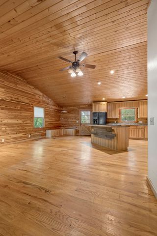 7301 White Oak Dr, Fairview, TN 37062