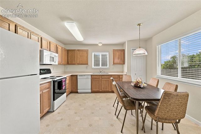 7538 Sailwind Drive, Colorado Springs, CO 80925