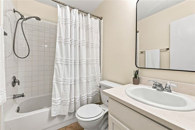 4330 Spring Garden Drive, College Station, TX 77845