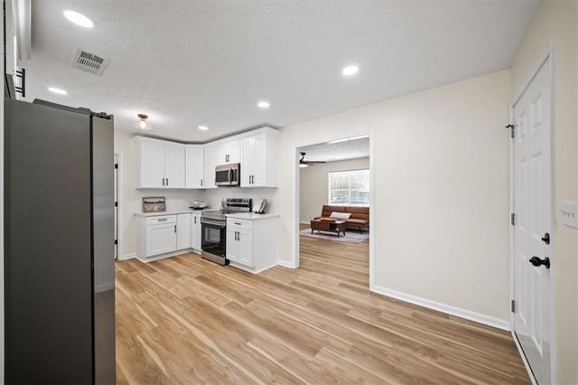 405 Highland Drive, Mcdonough, GA 30253