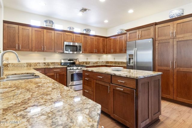 24613 S LAKEWAY Circle SE, Sun Lakes, AZ 85248