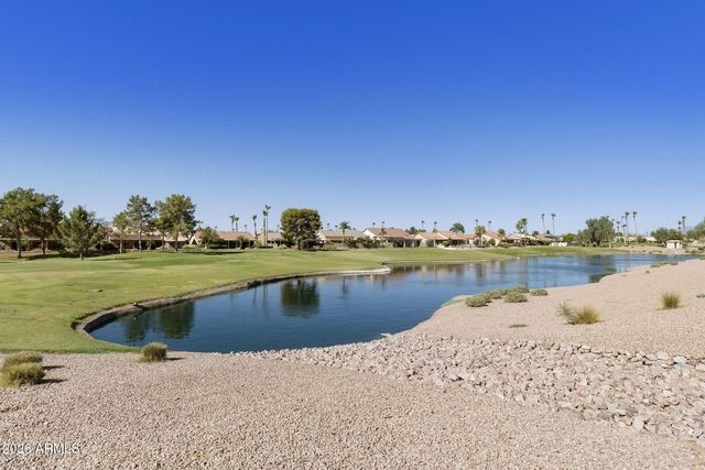 24613 S LAKEWAY Circle SE, Sun Lakes, AZ 85248