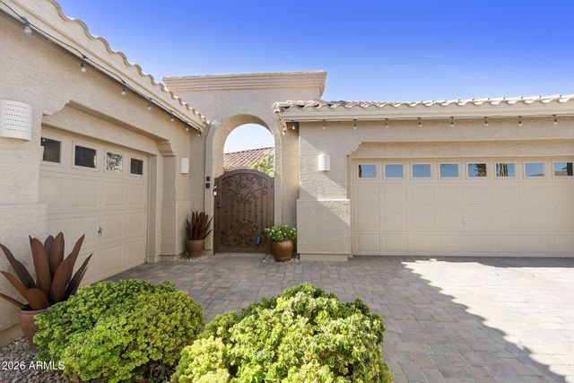 24613 S LAKEWAY Circle SE, Sun Lakes, AZ 85248