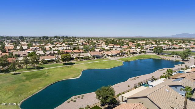 24613 S LAKEWAY Circle SE, Sun Lakes, AZ 85248
