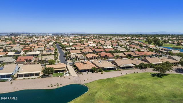 24613 S LAKEWAY Circle SE, Sun Lakes, AZ 85248