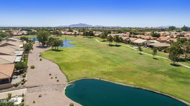 24613 S LAKEWAY Circle SE, Sun Lakes, AZ 85248