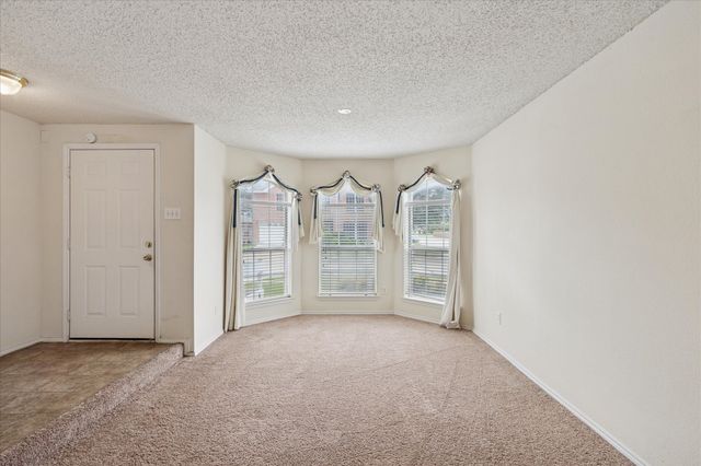 5701 Indian Hill Drive, Arlington, TX 76018