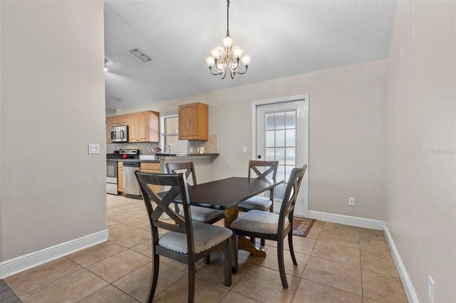 5290 SEMINOLE AVENUE, De Leon Springs, FL 32130