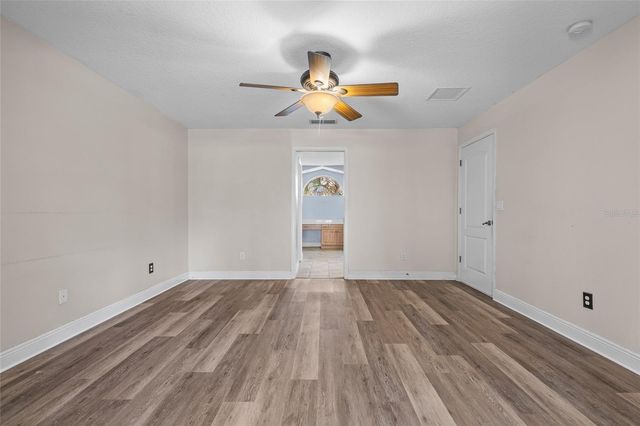 5290 SEMINOLE AVENUE, De Leon Springs, FL 32130