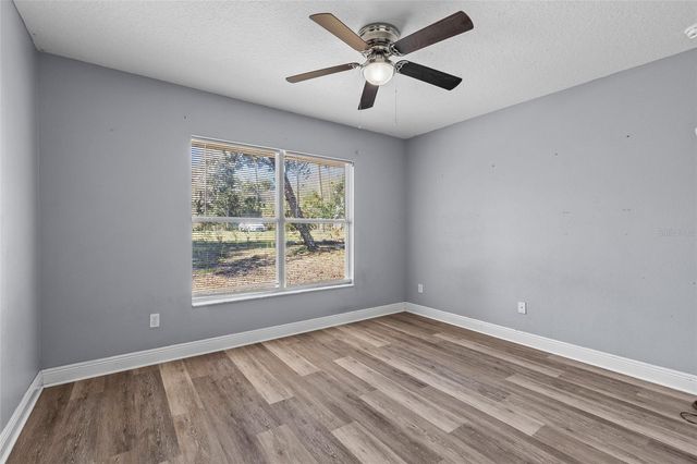 5290 SEMINOLE AVENUE, De Leon Springs, FL 32130