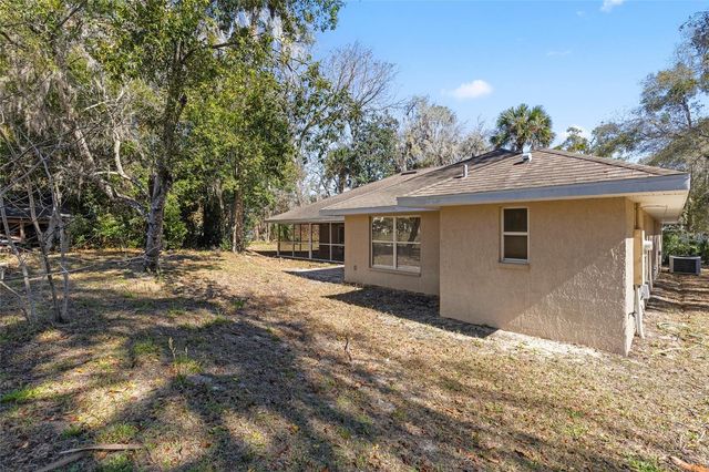 5290 SEMINOLE AVENUE, De Leon Springs, FL 32130