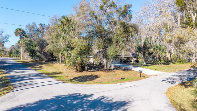 5290 SEMINOLE AVENUE, De Leon Springs, FL 32130