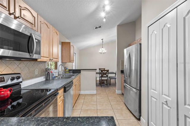 5290 SEMINOLE AVENUE, De Leon Springs, FL 32130