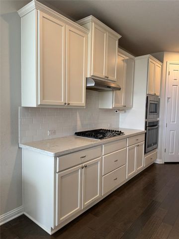 5321 Ponte Tresa WAY, Bee Cave, TX 78738