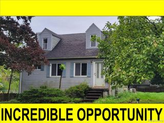 28391 Rollcrest Road, Farmington Hills, MI 48334
