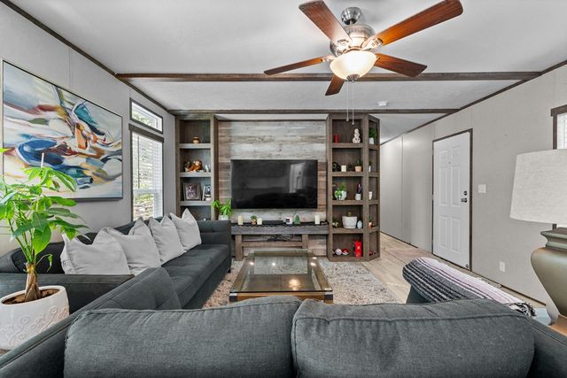 160 Southern Pines Drive, Ellijay, GA 30540