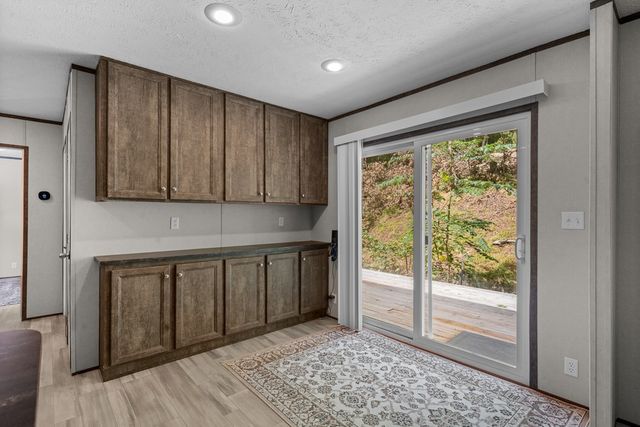 160 Southern Pines Drive, Ellijay, GA 30540