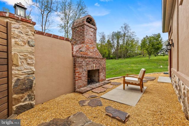 1257 WATER ST, Wrightsville, PA 17368