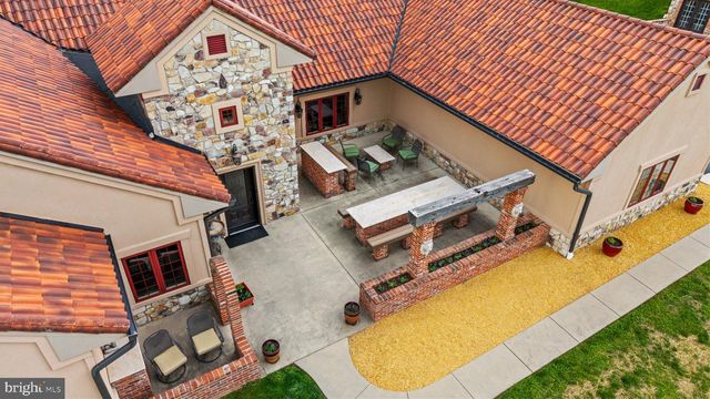 1257 WATER ST, Wrightsville, PA 17368