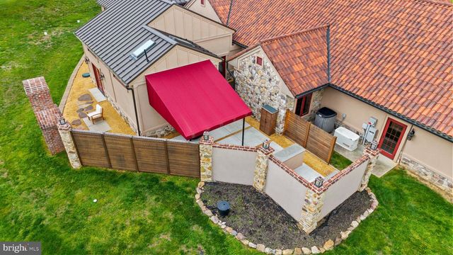 1257 WATER ST, Wrightsville, PA 17368
