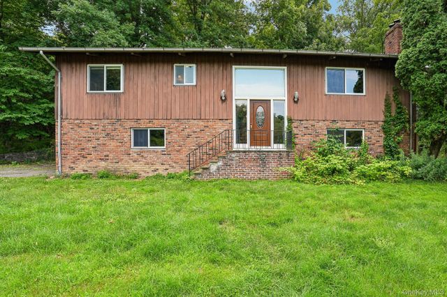 10 Oconnor Court, Montrose, NY 10548