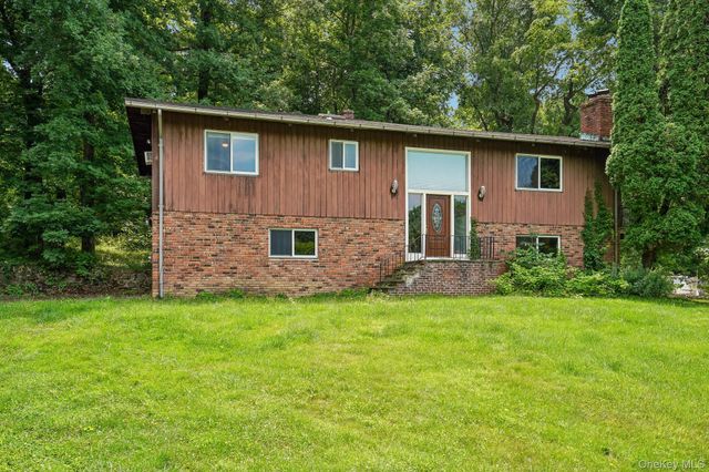 10 Oconnor Court, Montrose, NY 10548