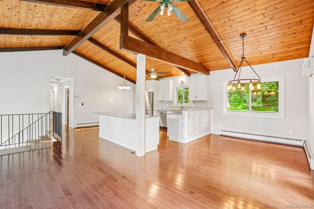 10 Oconnor Court, Montrose, NY 10548