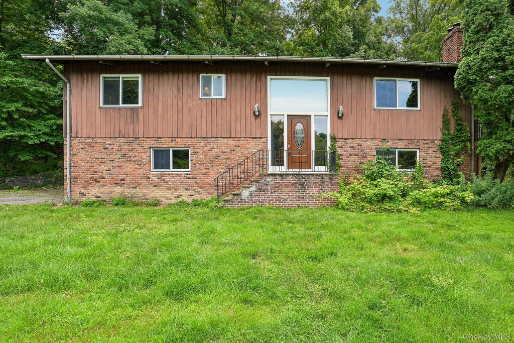 10 Oconnor Court, Montrose, NY 10548 — photo 2