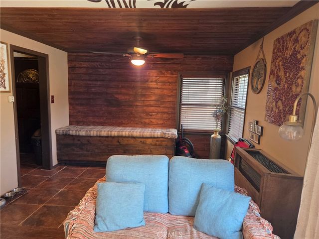 23553 Lake, Crestline, CA 92325