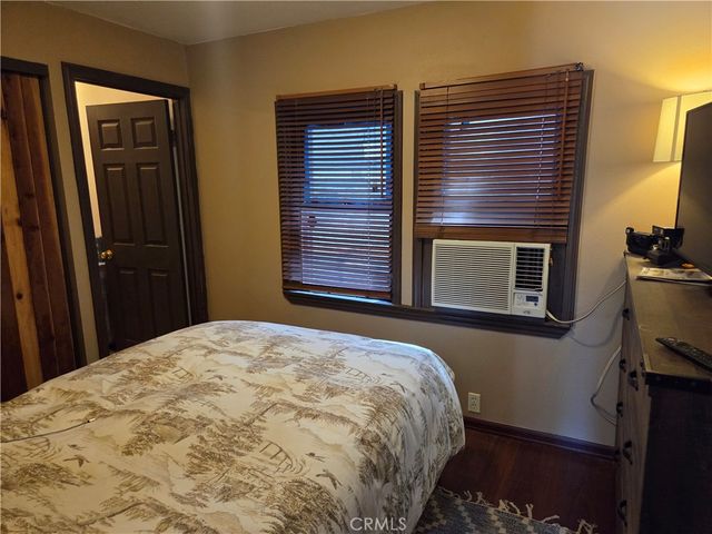23553 Lake, Crestline, CA 92325