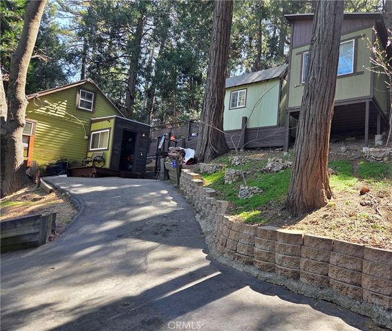 23553 Lake, Crestline, CA 92325