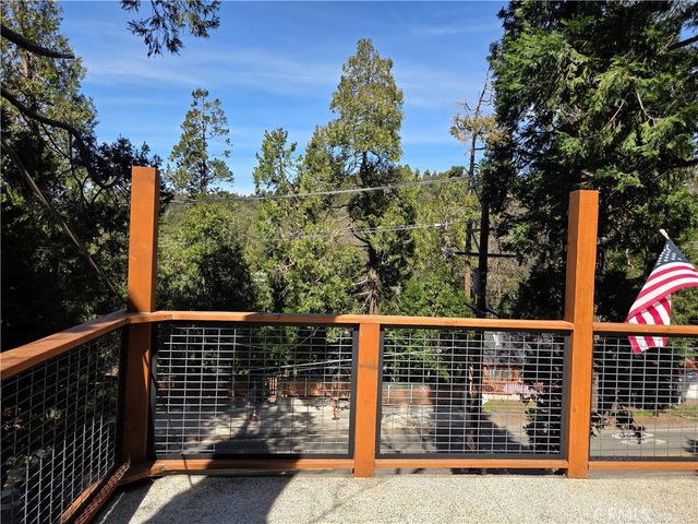 23553 Lake, Crestline, CA 92325