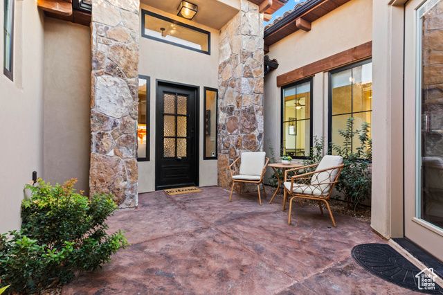 425 E ESTRELLA RIDGE DR, Virgin, UT 84779