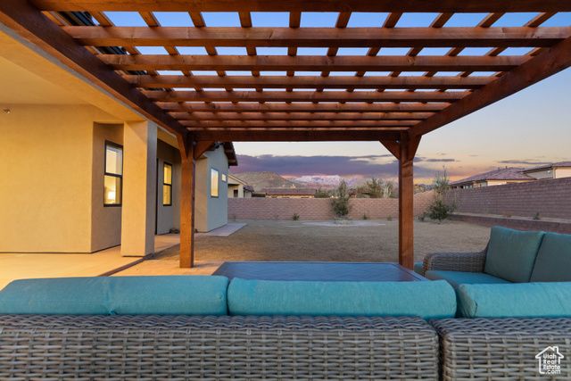 425 E ESTRELLA RIDGE DR, Virgin, UT 84779