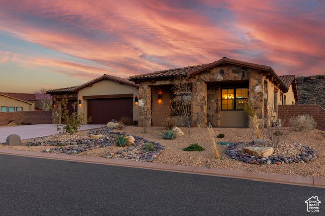 425 E ESTRELLA RIDGE DR, Virgin, UT 84779