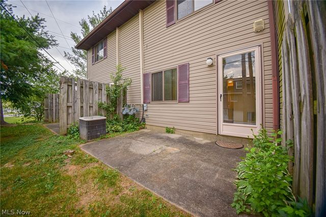 110 Greenwich Road 3, Seville, OH 44273