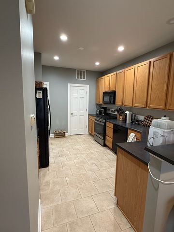 378 N Tower Drive 378, Hainesville, IL 60030